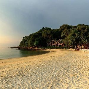 Tubtim Resort SHA extra plus